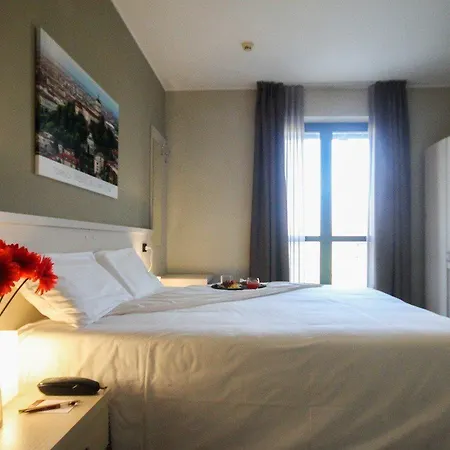 Hotel Class 3*