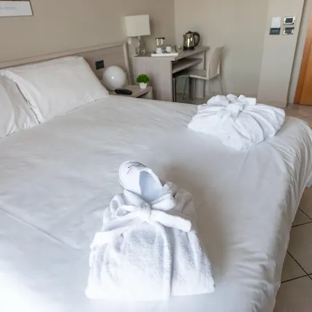 Hotel Class 3*