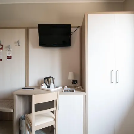 Class Hotel 3*